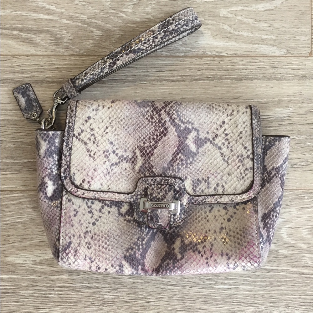NWOT Coach wristlet
